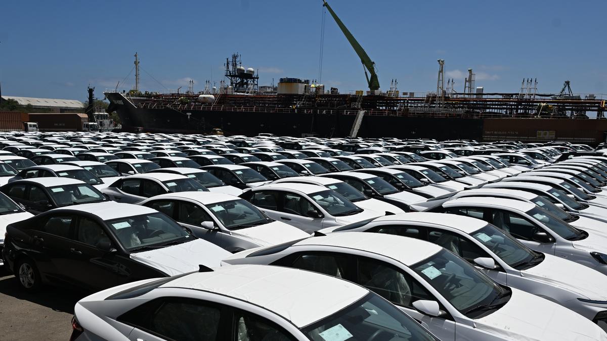 Passenger vehicle wholesales marginally down at 3,44,656 units in May: SIAM